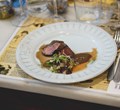 Vazia de capado com puré de uva e vinagrete picante de uva "Dona Uva"